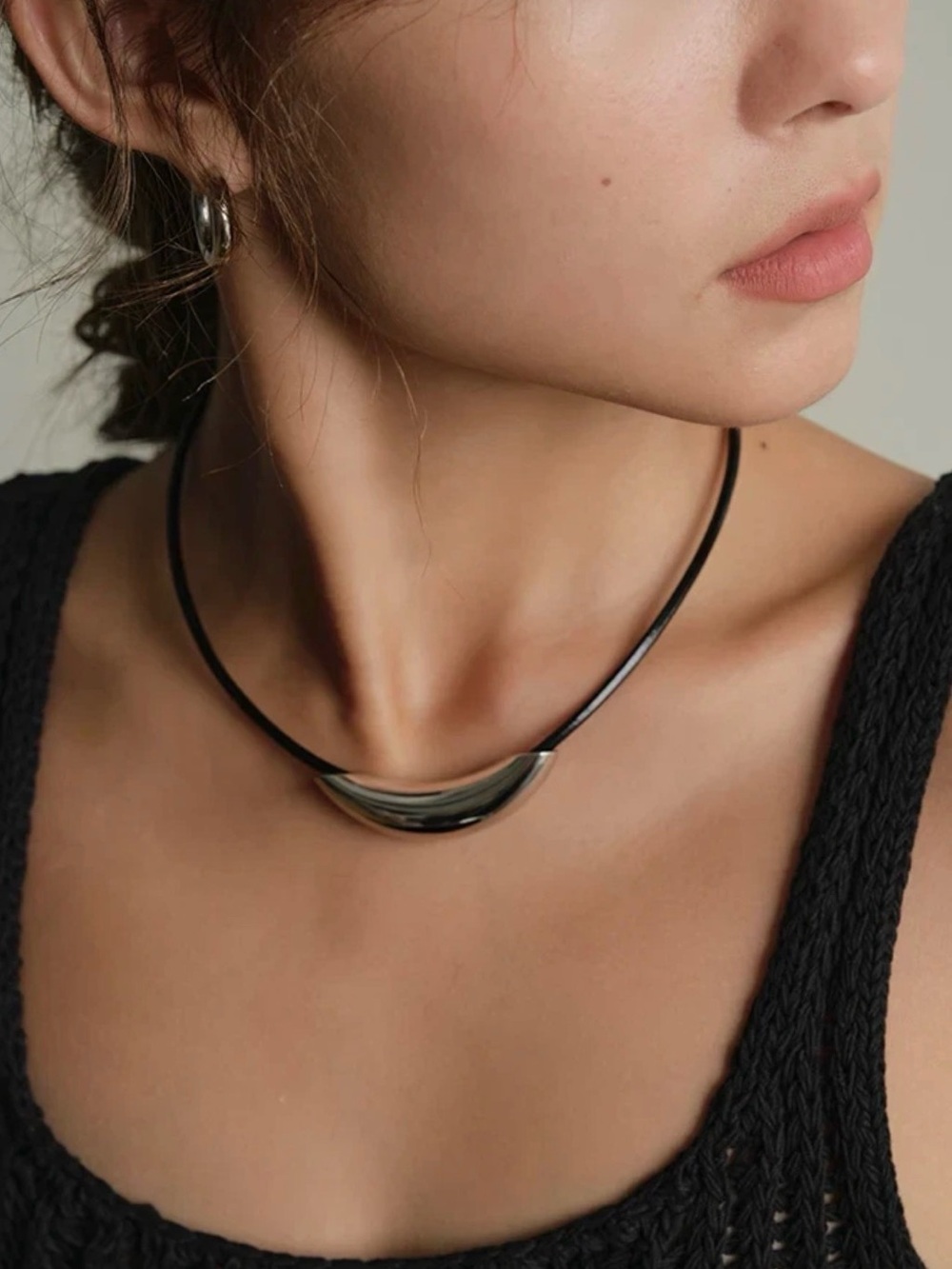 New Revolve Jenna Slider Geometric Necklace ~ Gold Plated Necklace - Picture 4 of 16